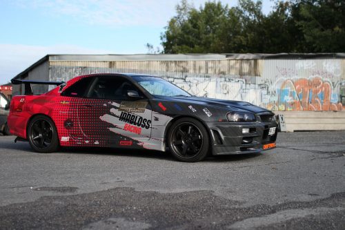 Nissan Skyline R34 - 453 hp with a curse - Fascinating Cars and their ...