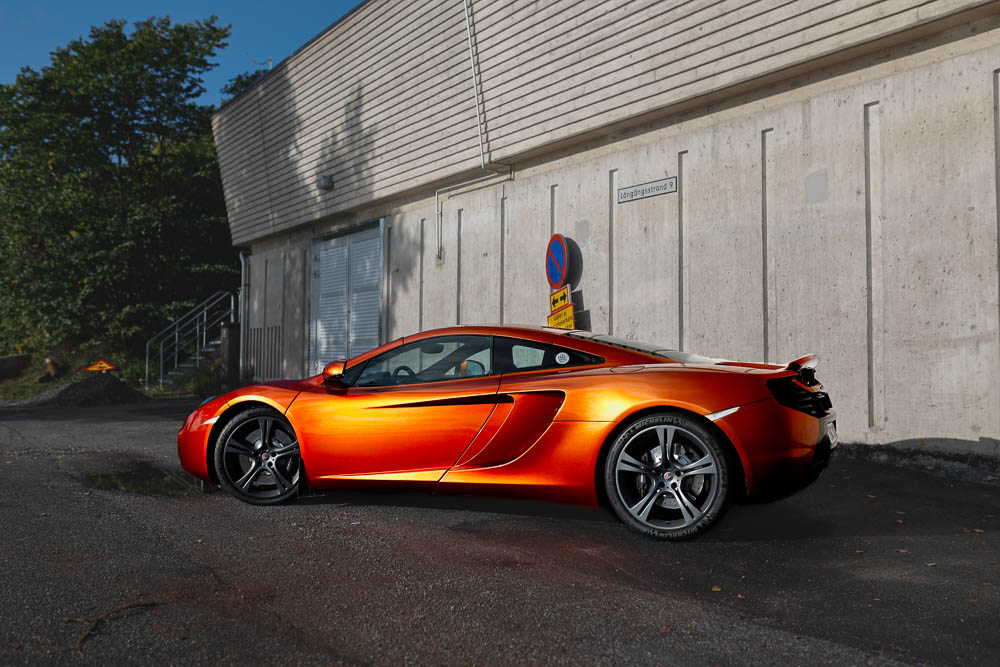 McLaren-mp4-12c-from-behind